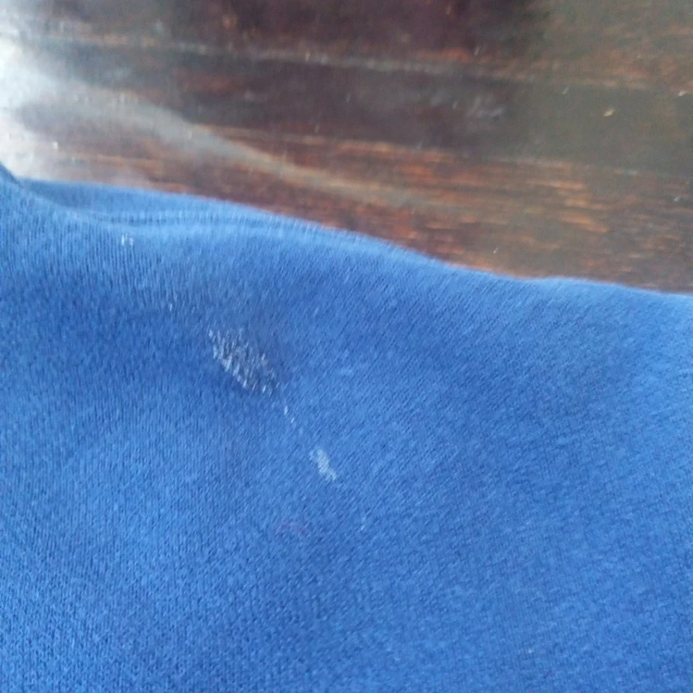 Izod Mens Sweater Size Large Color Blue Logo Casual Comfort Outdoors Cozy.
